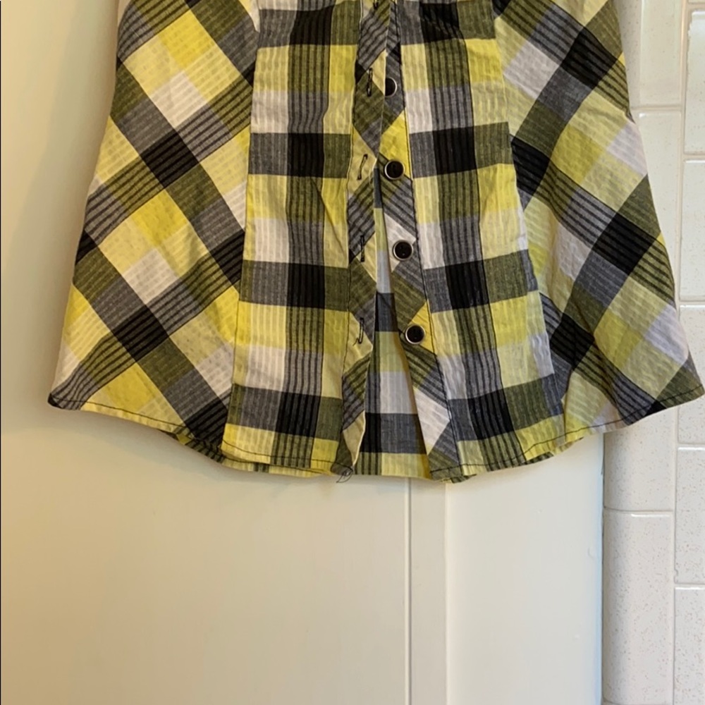 Button down blouse - Picture 2 of 4
